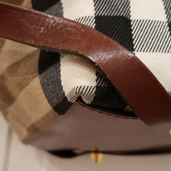 Burberry Bridle House Check Salisbury Tote - Picture 9 of 17